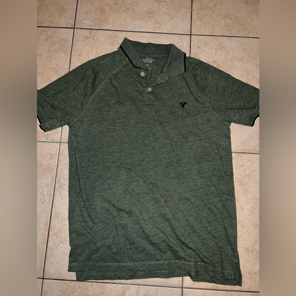 American Eagle - Men’s Size L - Used Good Condition